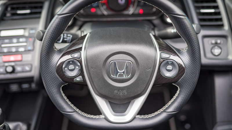 Illustration for article titled The Honda S660 Is The Most Fun You Can Have At 25 MPH